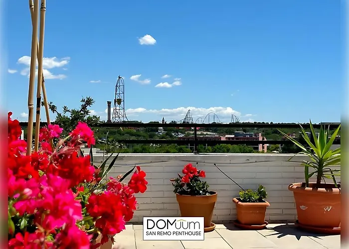 Domuum Holidays - San Remo Penthouse