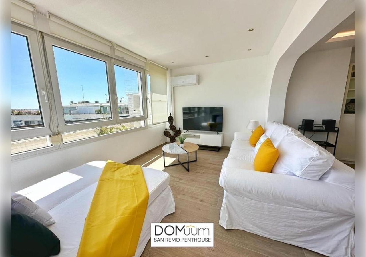 Domuum Holidays - San Remo Penthouse