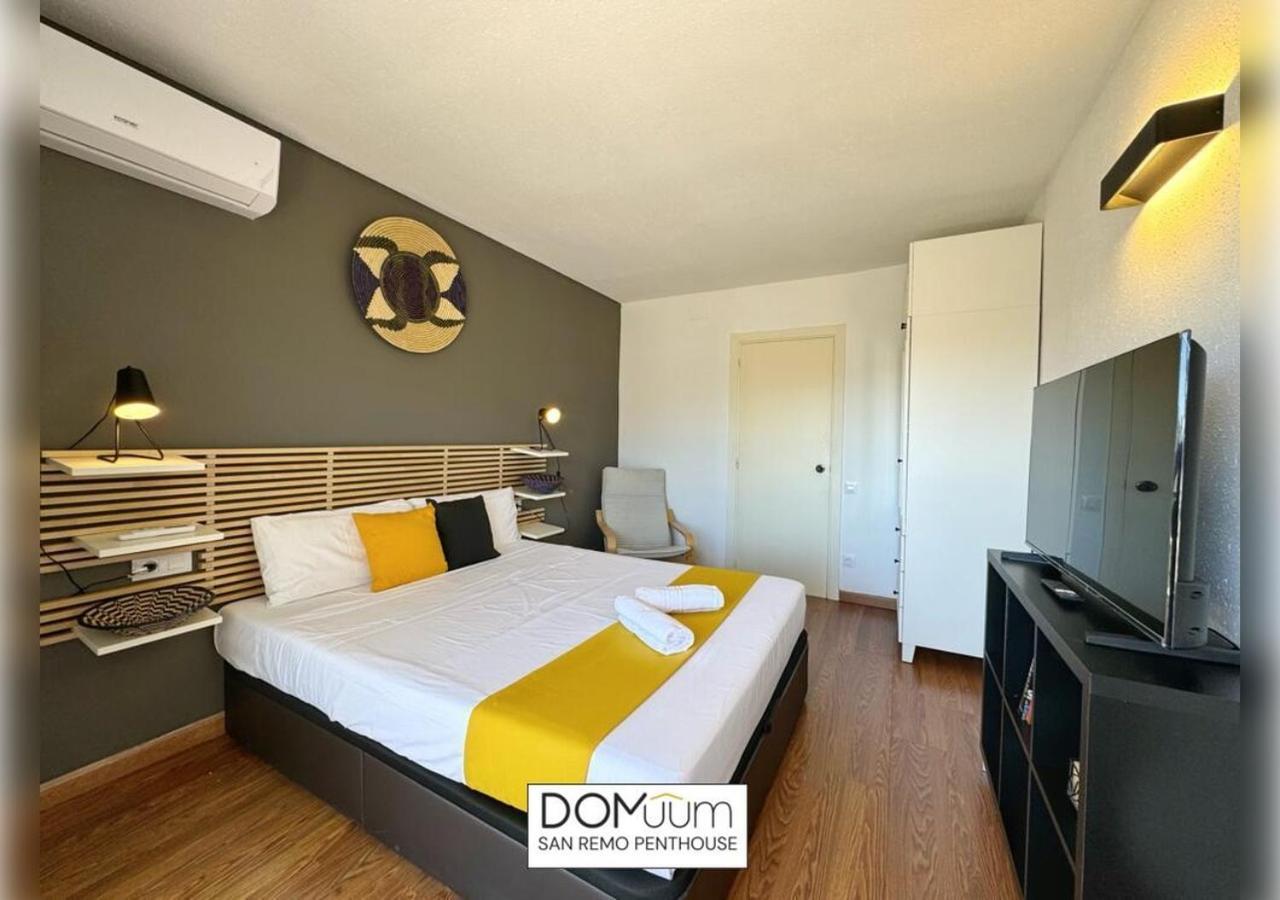 Domuum Holidays - San Remo Penthouse *