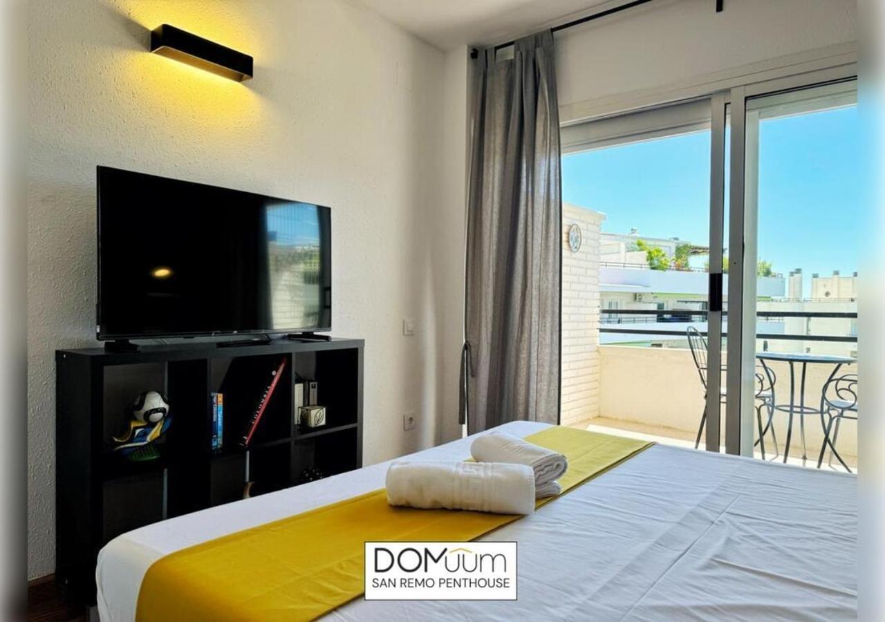 Domuum Holidays - San Remo Penthouse Apartment *