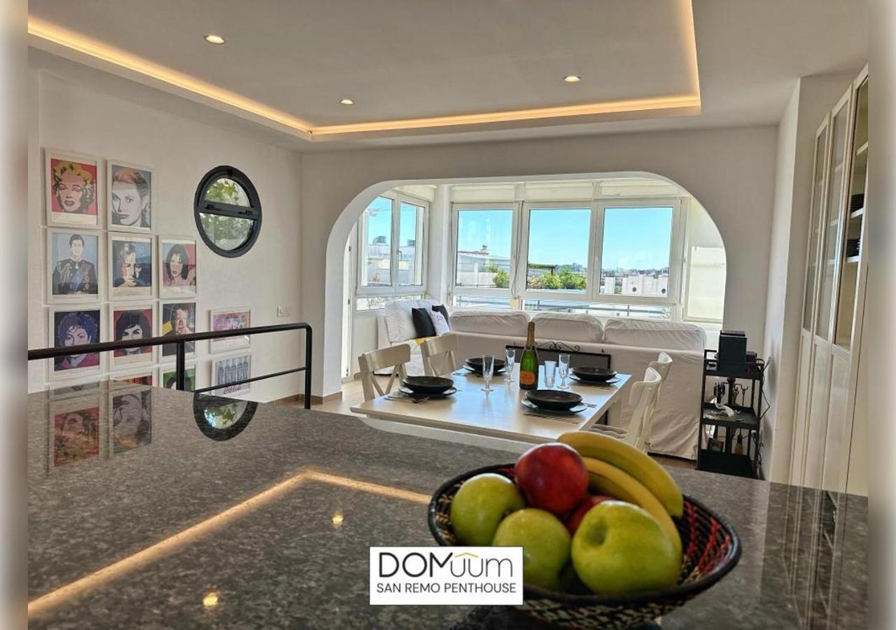 Domuum Holidays - San Remo Penthouse Apartment