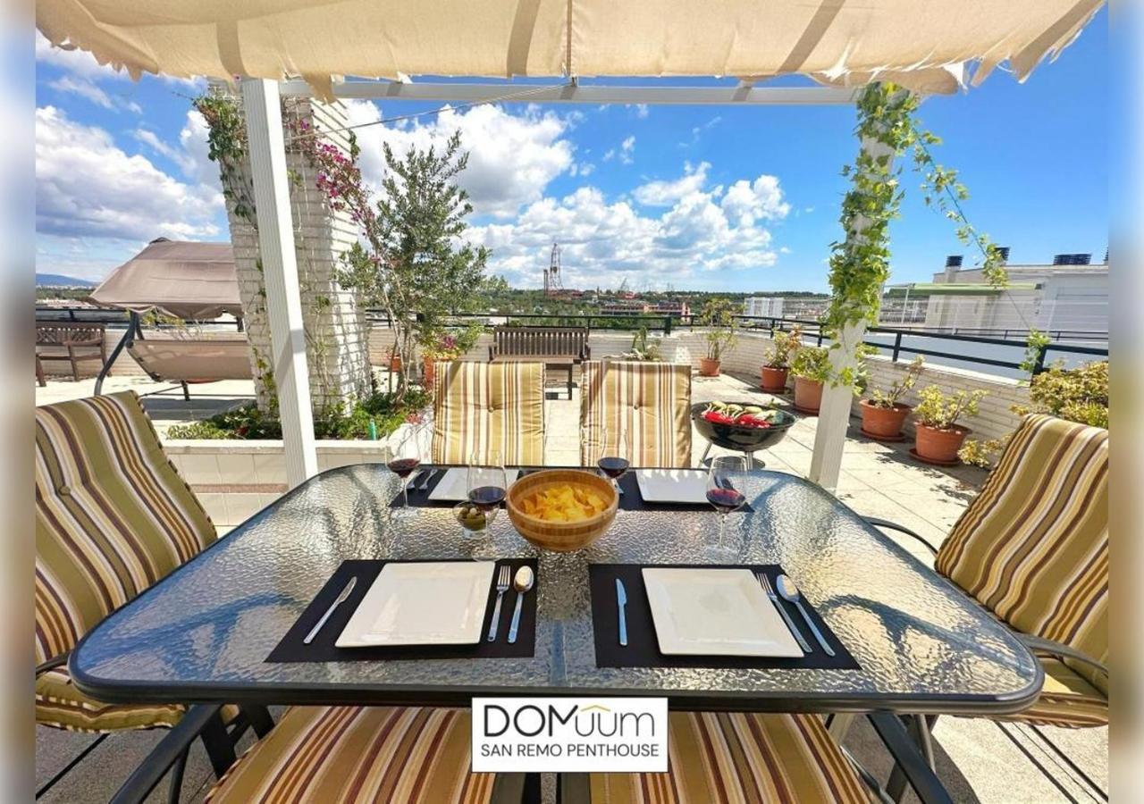 Domuum Holidays - San Remo Penthouse Apartment *
